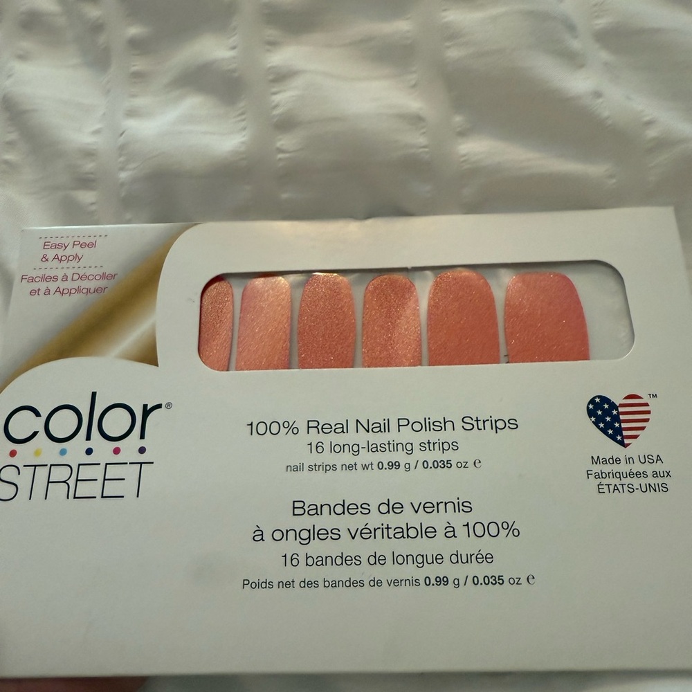 Color street - Picture 2 of 3